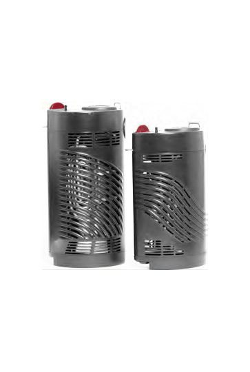 Zwei kompakte, tragbare VIVILOX Stroller Behälter (Flüssigsauerstoffsysteme) von CAIRE Inc. Die Geräte sind modern und ergonomisch geformt, was die gesteigerte Mobilität für Patienten mit mobiler Sauerstofftherapie symbolisiert.